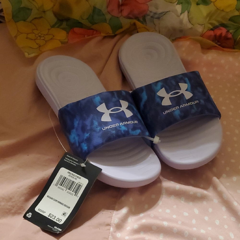 Girla Size 4 Under Armour Lavender Slide Sandals with Blue Tie-Dye Strap